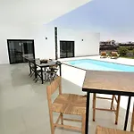 Villa Pitaya - Luxury Escape