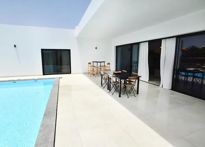 Pitaya - Luxury Escape * La Oliva