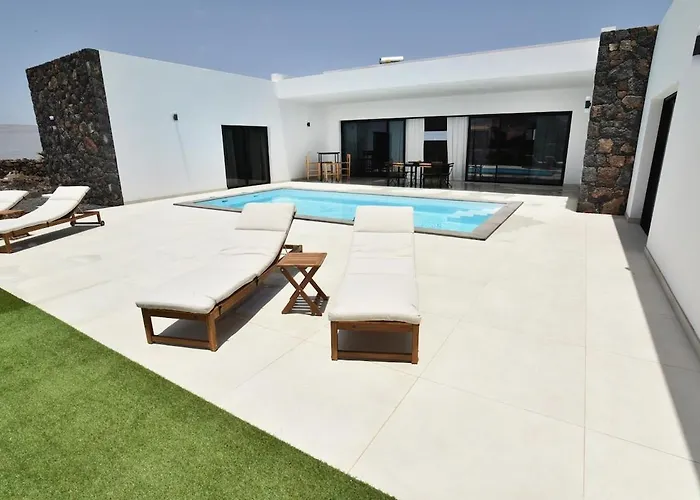 Pitaya - Luxury Escape La Oliva