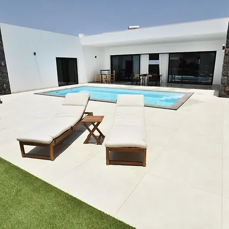 Pitaya - Luxury Escape La Oliva