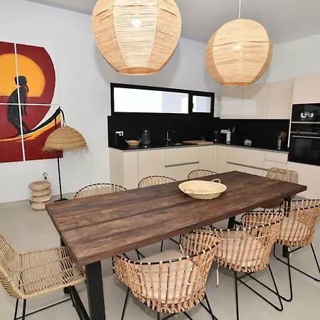 Pitaya - Luxury Escape * La Oliva