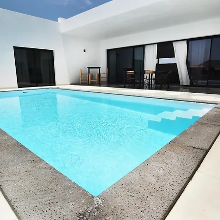 Pitaya - Luxury Escape La Oliva